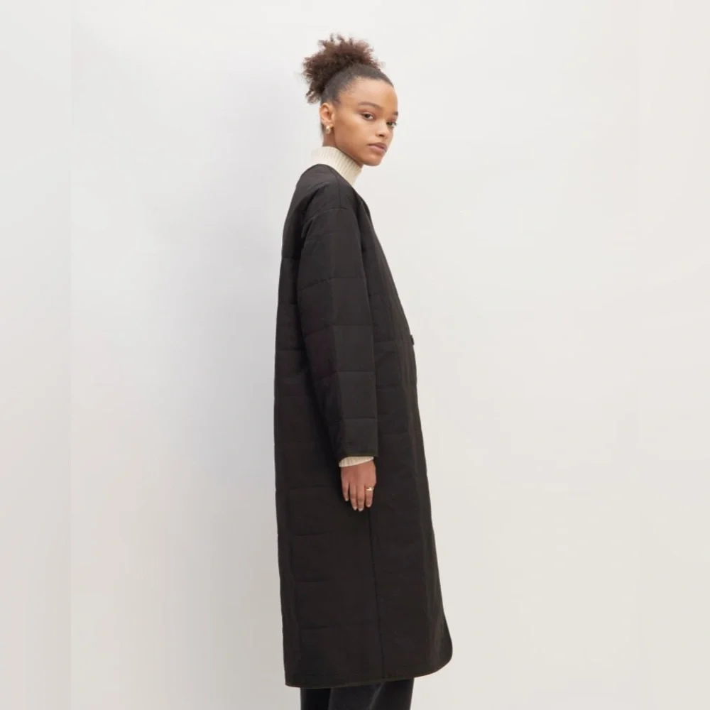 Everlane The ReNew Quilted Long Liner - Picture 2 of 6